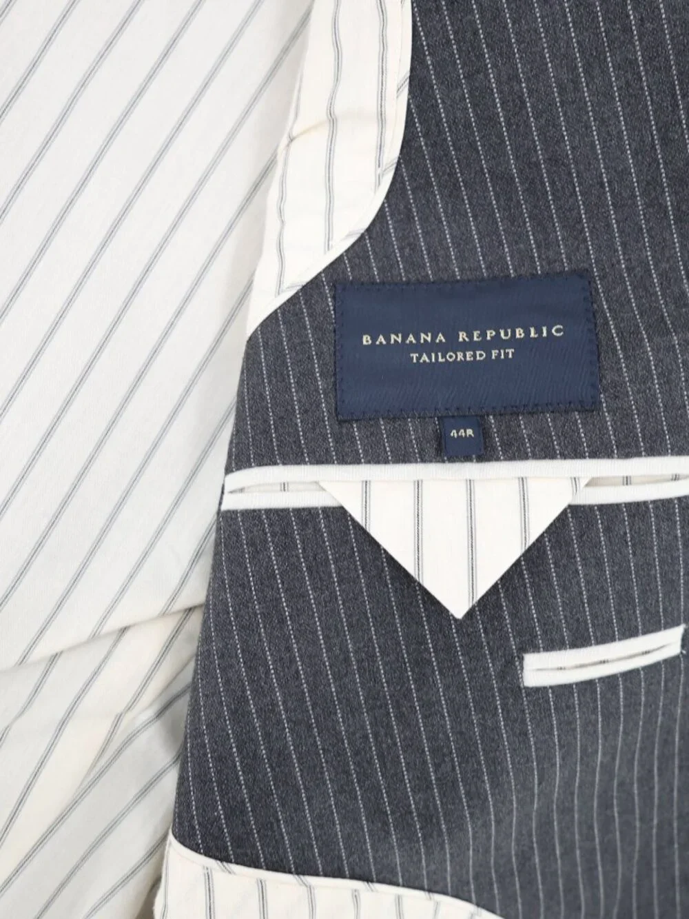 NWT Banana Republic Sport Coat Mens 44R Striped Cotton flannel Tailored Fit gray